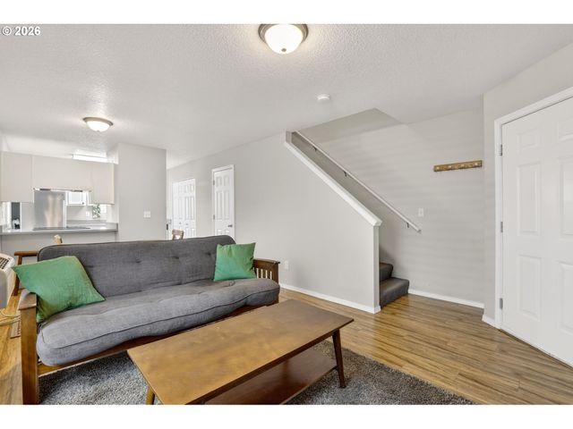 217 Ne 146TH Ave 5, Portland, OR 97230