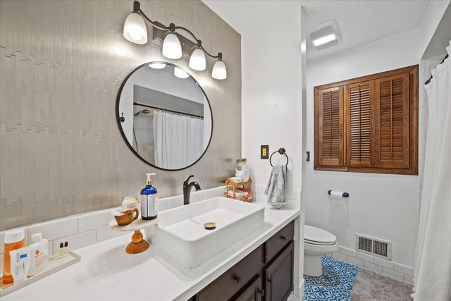 3105 W Valanna COURT, Glendale, WI 53209