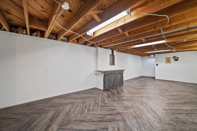 3105 W Valanna COURT, Glendale, WI 53209