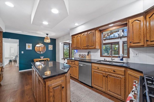 3105 W Valanna COURT, Glendale, WI 53209