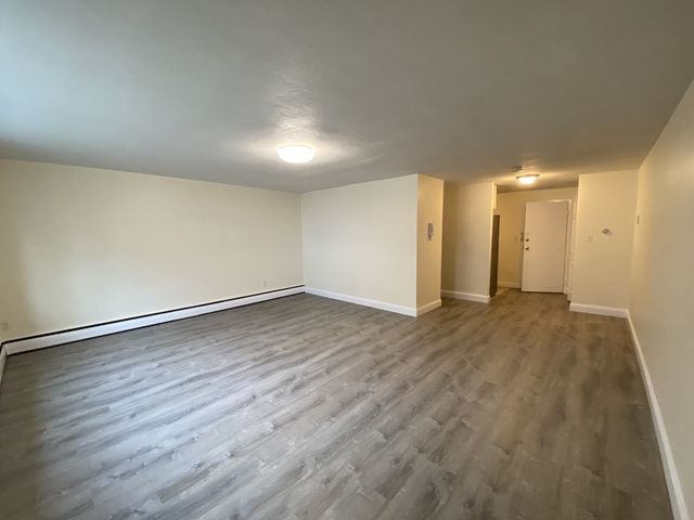 217 Kent 7, Brookline, MA 02446