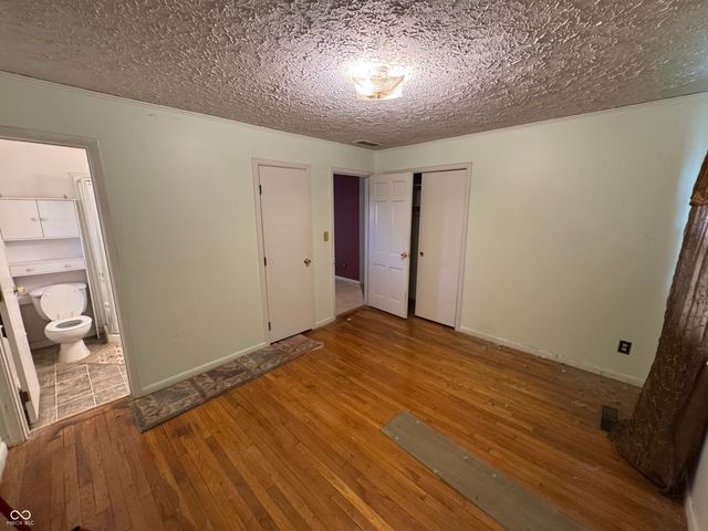 712 Radburn Drive, Indianapolis, IN 46214