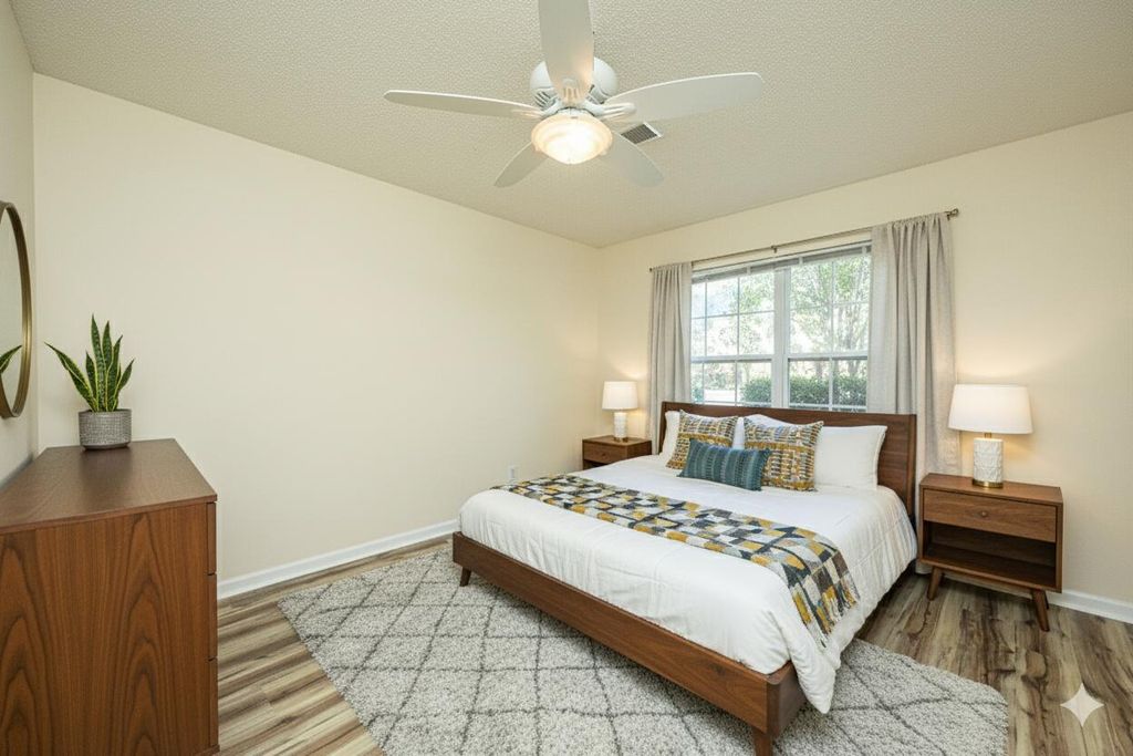 Image 21 of property listing at 1304 Elm Hall Circle, Summerville, SC 29483