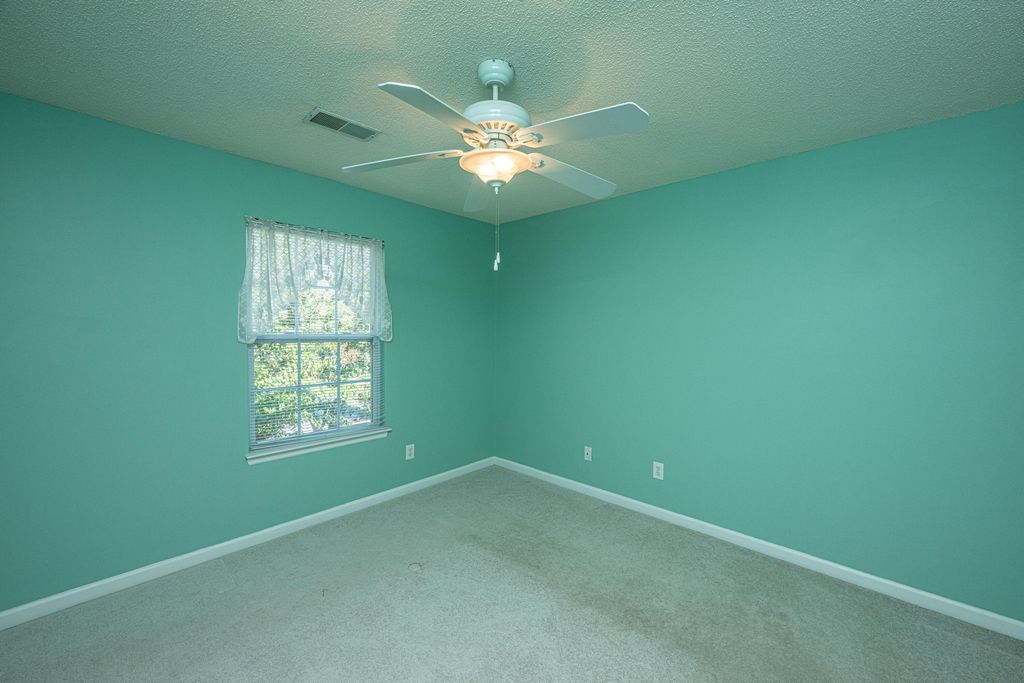 Image 40 of property listing at 1304 Elm Hall Circle, Summerville, SC 29483