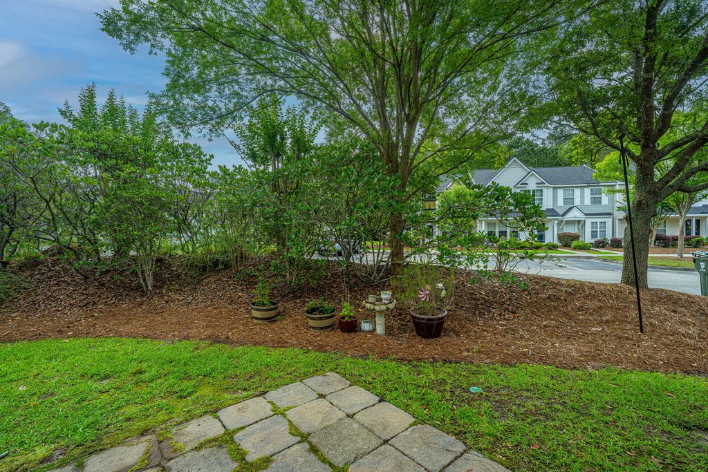 Image 58 of property listing at 1304 Elm Hall Circle, Summerville, SC 29483
