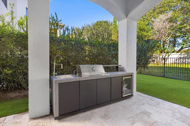 17606 Circle Pond Court, Boca Raton, FL 33496