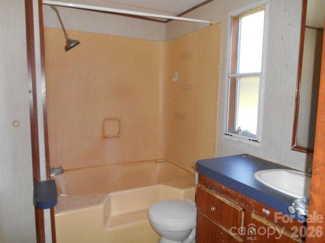 2184 Stove Drive, Newton, NC 28658