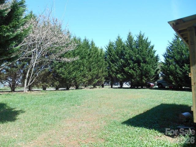 2184 Stove Drive, Newton, NC 28658