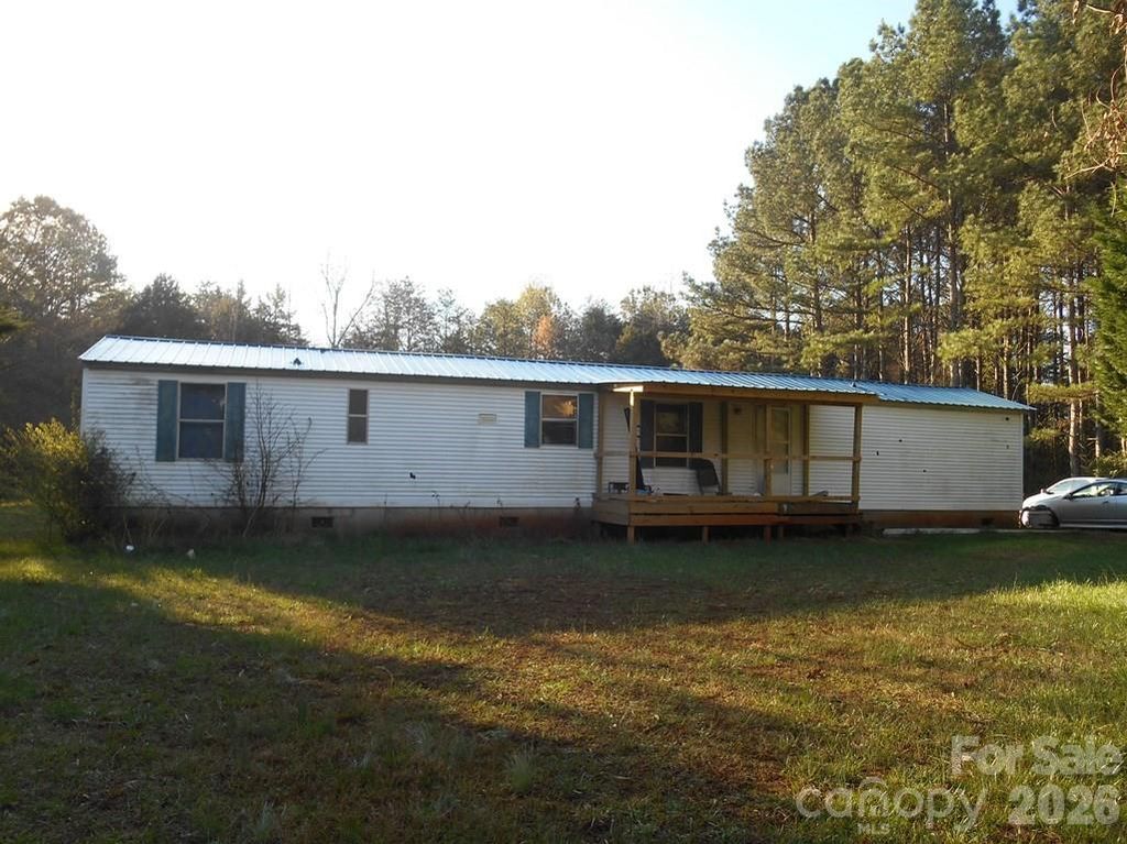 2184 Stove Drive, Newton, NC 28658