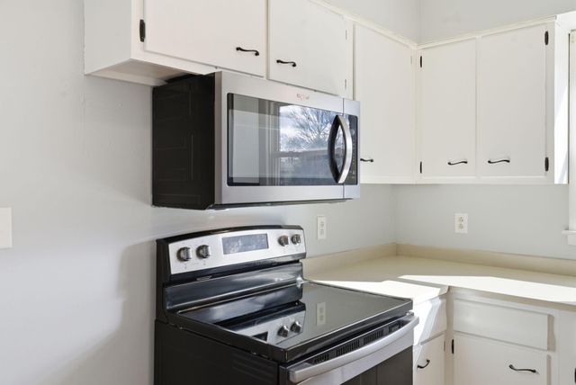 521 Anniston Drive, Lexington, KY 40505