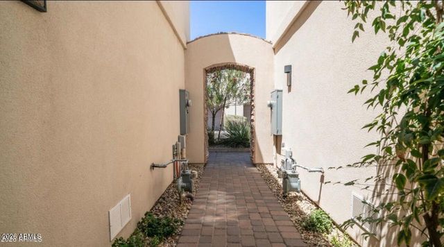 7303 N 14TH Street 11, Phoenix, AZ 85020