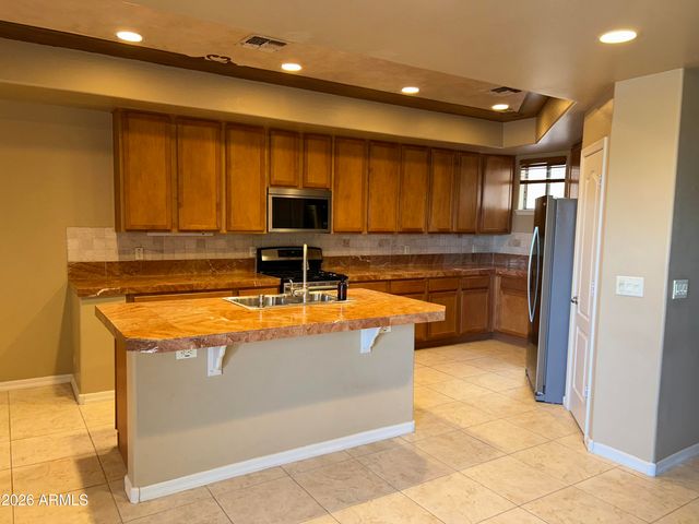 7303 N 14TH Street 11, Phoenix, AZ 85020