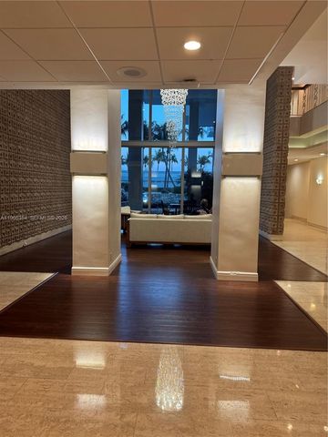 2899 Collins Ave 936, Miami Beach, FL 33140