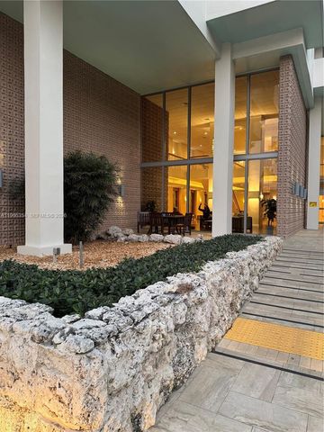 2899 Collins Ave 936, Miami Beach, FL 33140