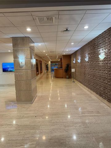 2899 Collins Ave 936, Miami Beach, FL 33140