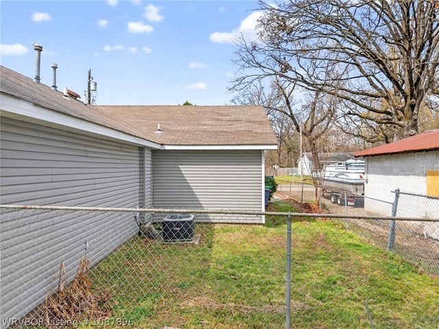 3114 Oak Grove Street, Fort Smith, AR 72904