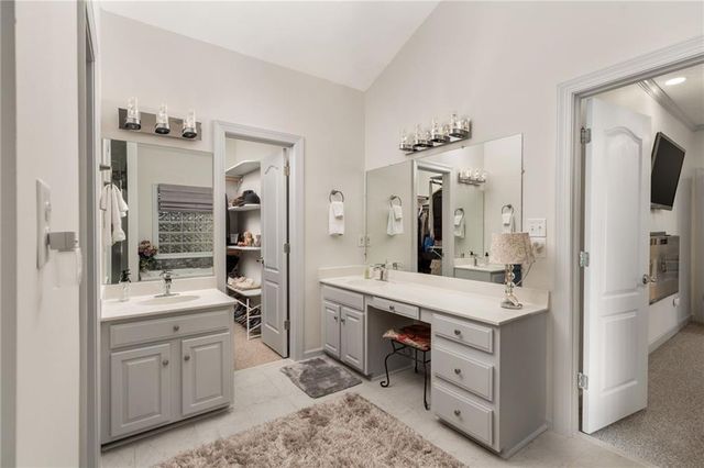 353 Hillridge Cove, Lizella, GA 31052