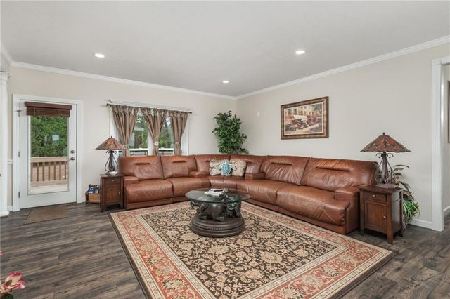 353 Hillridge Cove, Lizella, GA 31052