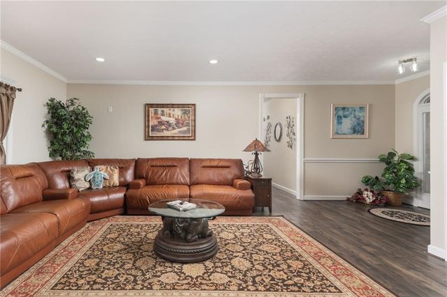 353 Hillridge Cove, Lizella, GA 31052
