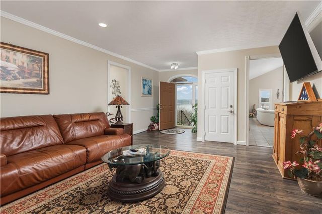 353 Hillridge Cove, Lizella, GA 31052