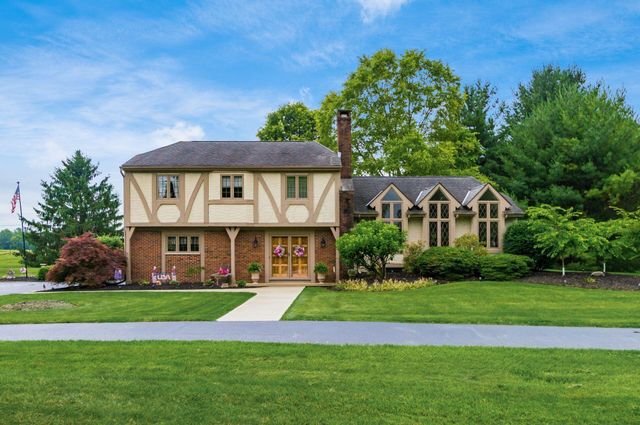 11525 Woodbridge Lane NW, Baltimore, OH 43105