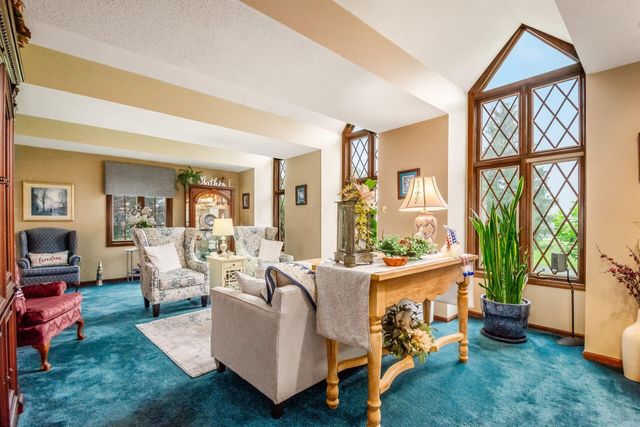 11525 Woodbridge Lane NW, Baltimore, OH 43105