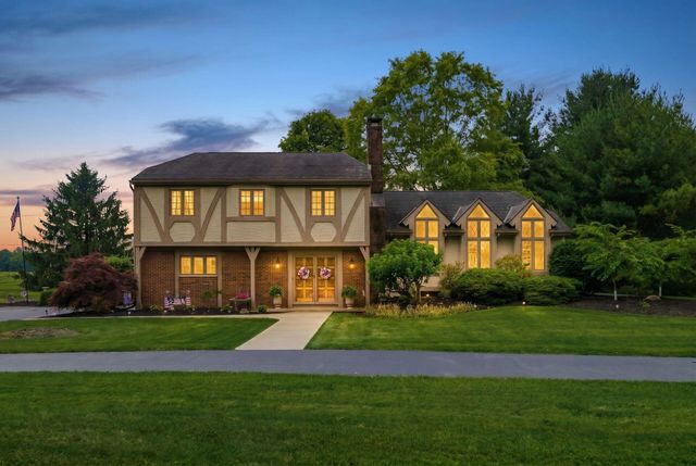11525 Woodbridge Lane NW, Baltimore, OH 43105
