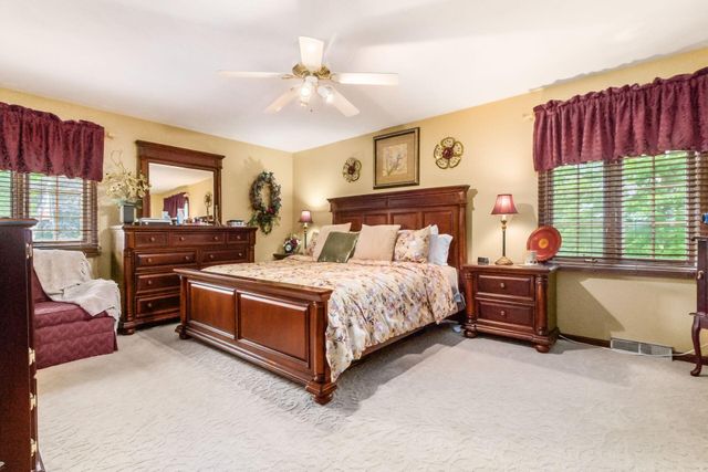 11525 Woodbridge Lane NW, Baltimore, OH 43105