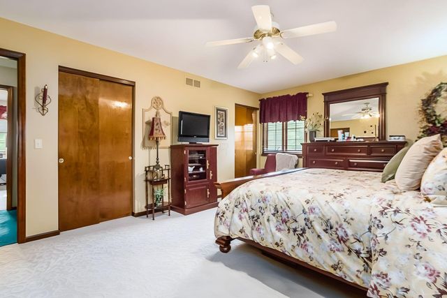 11525 Woodbridge Lane NW, Baltimore, OH 43105