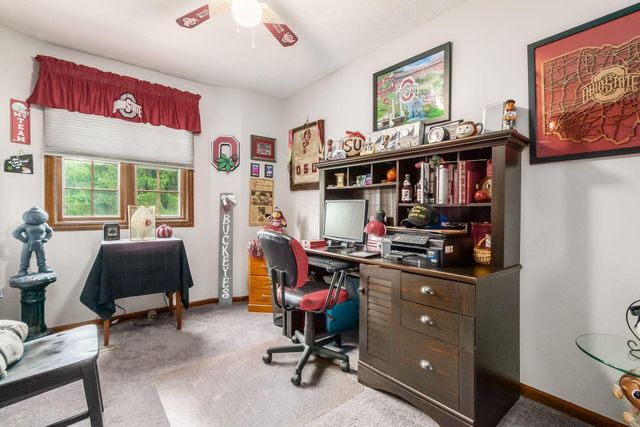 11525 Woodbridge Lane NW, Baltimore, OH 43105