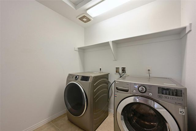 11121 Mickelson DR, Austin, TX 78747