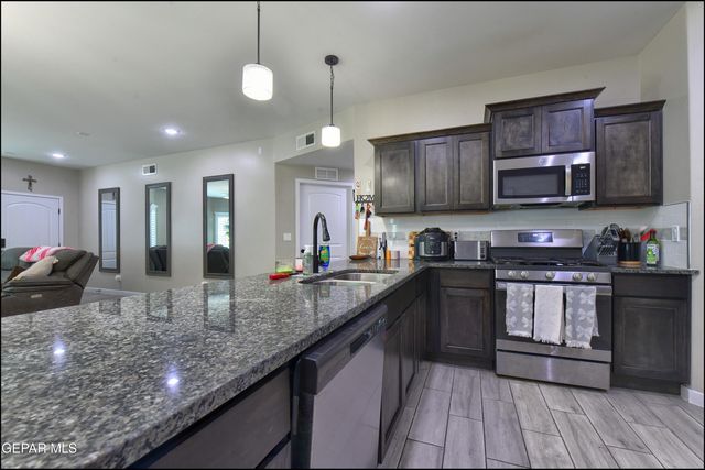 3520 ESSENCE Street, El Paso, TX 79938