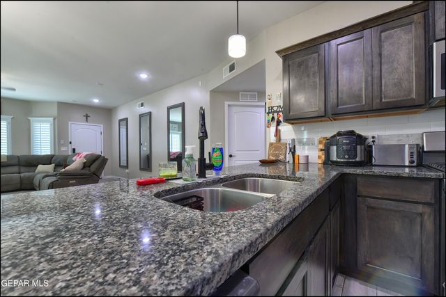 3520 ESSENCE Street, El Paso, TX 79938