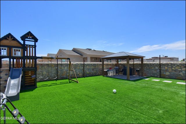 3520 ESSENCE Street, El Paso, TX 79938