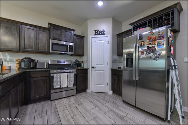 3520 ESSENCE Street, El Paso, TX 79938
