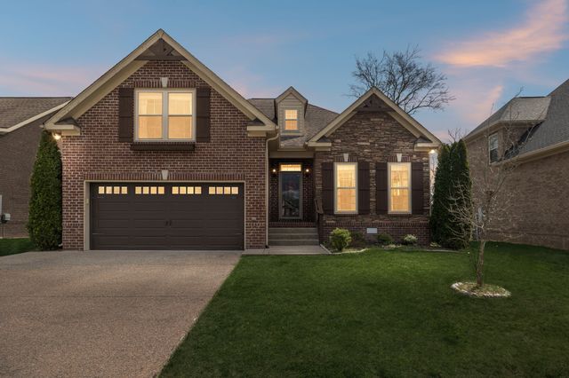 1012 Rudder Dr, Spring Hill, TN 37174