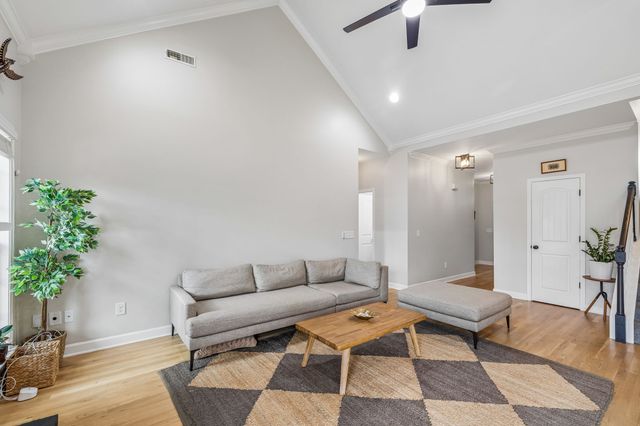 1012 Rudder Dr, Spring Hill, TN 37174