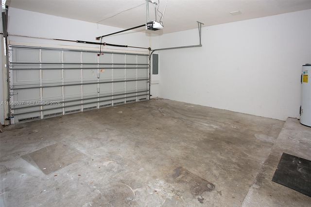 2409 SW 99th Way, Miramar, FL 33025