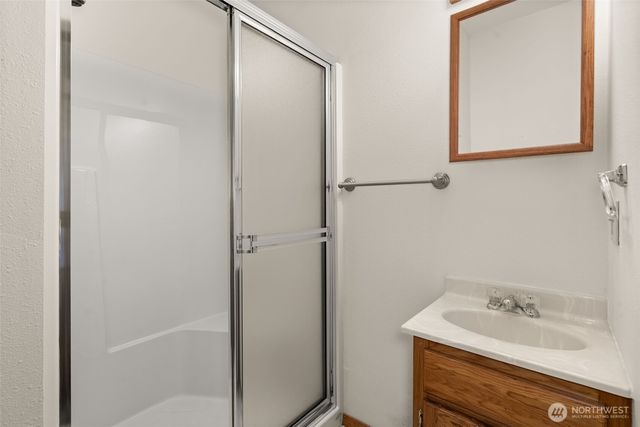 125 Mill Creek Road, Raymond, WA 98577