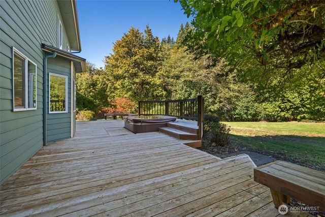 125 Mill Creek Road, Raymond, WA 98577