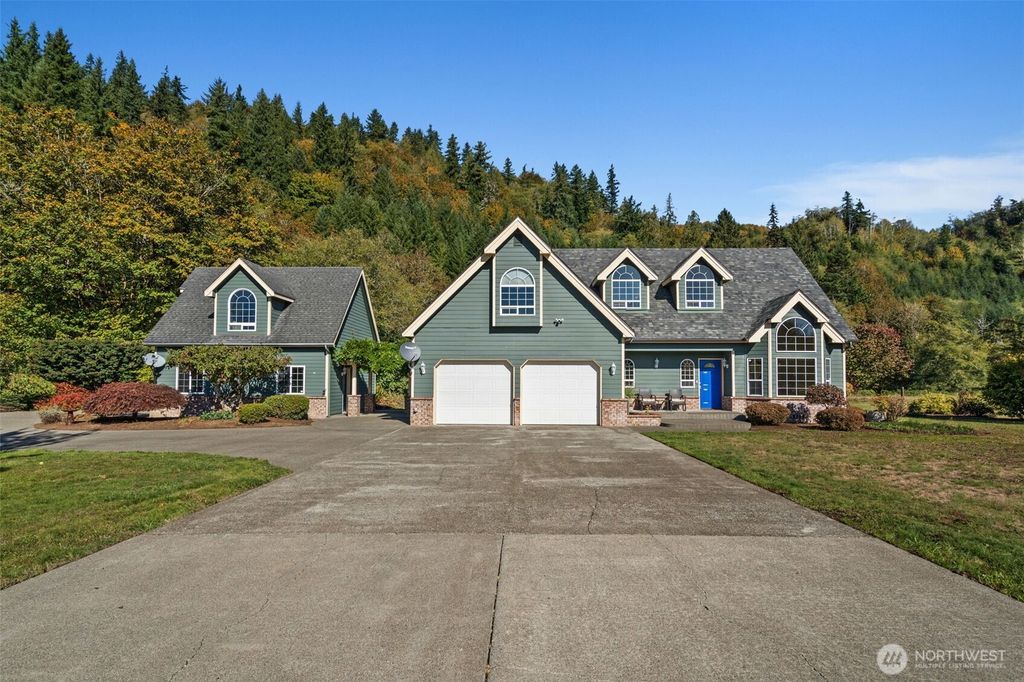 125 Mill Creek Road, Raymond, WA 98577