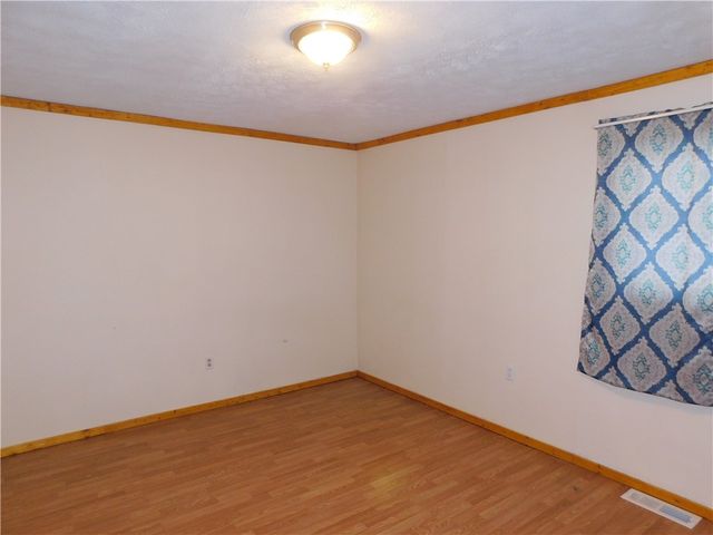 35 Pershing Avenue, Uniontown, PA 15401