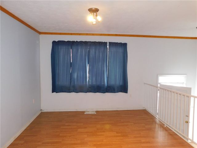 35 Pershing Avenue, Uniontown, PA 15401