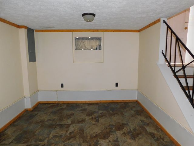 35 Pershing Avenue, Uniontown, PA 15401