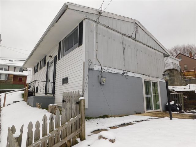 35 Pershing Avenue, Uniontown, PA 15401