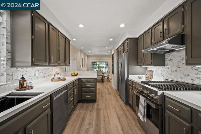6162 Guava Pl., Newark, CA 94560