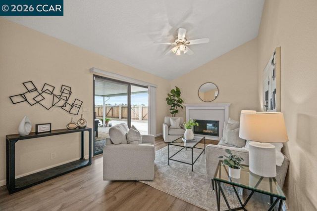 6162 Guava Pl., Newark, CA 94560