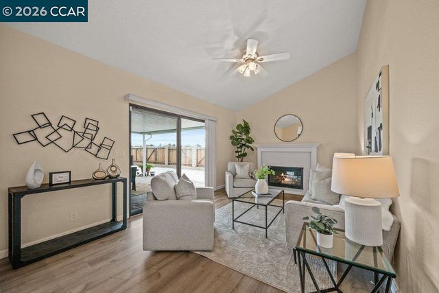 6162 Guava Pl., Newark, CA 94560