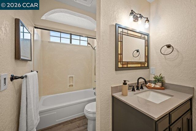 6162 Guava Pl., Newark, CA 94560