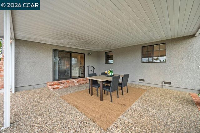 6162 Guava Pl., Newark, CA 94560